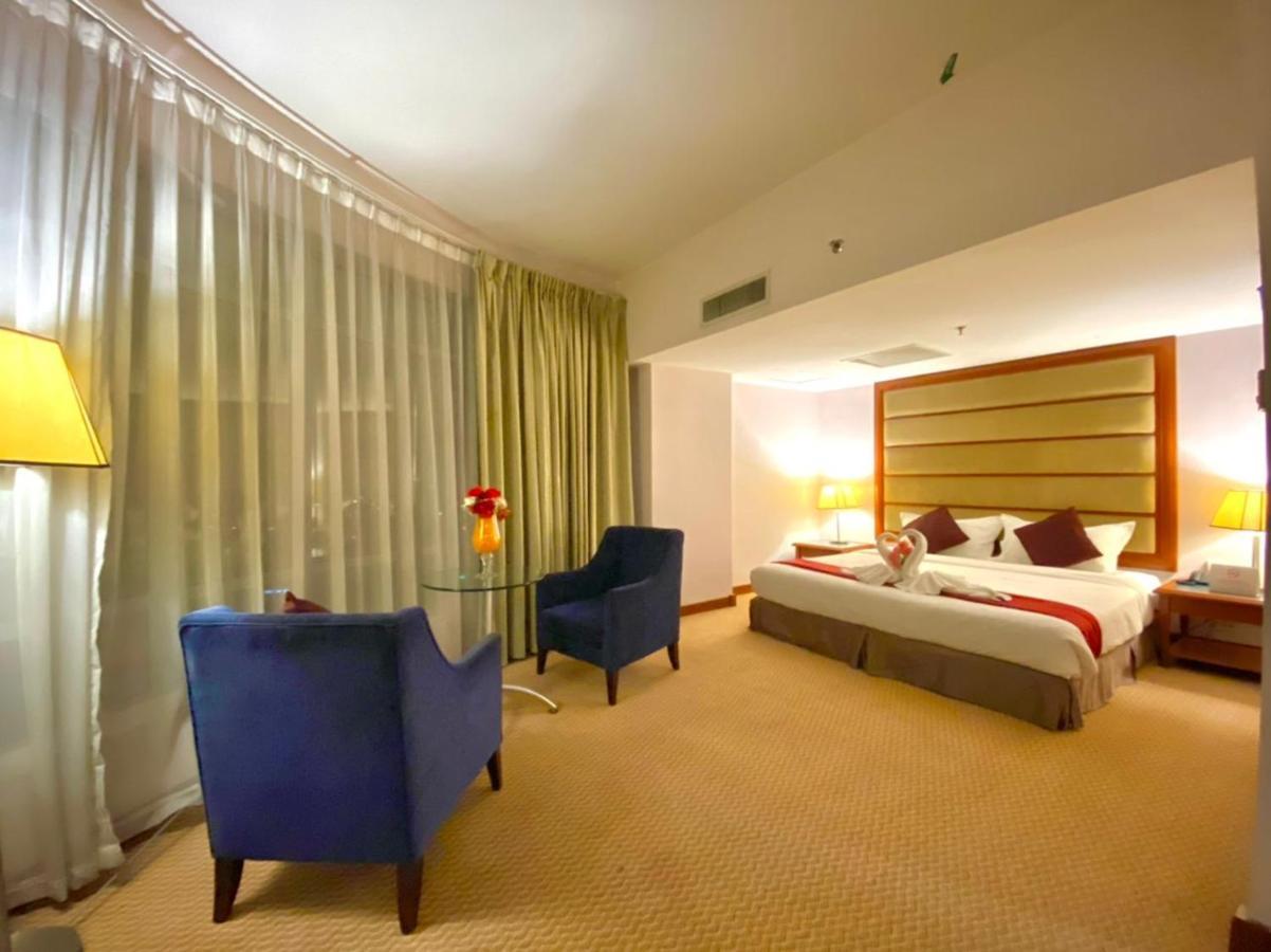 Oriental Crystal Hotel Kajang Eksteriør billede