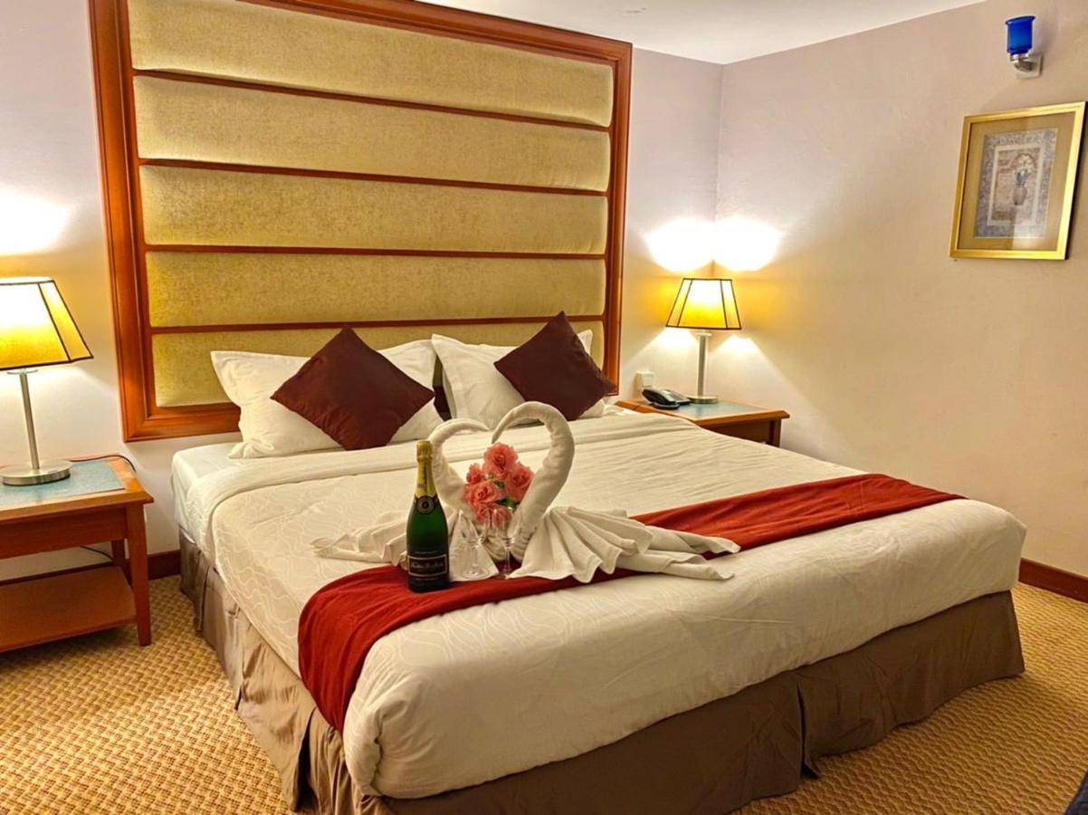 Oriental Crystal Hotel Kajang Eksteriør billede