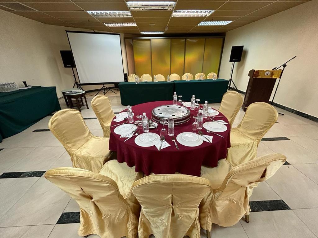 Oriental Crystal Hotel Kajang Eksteriør billede